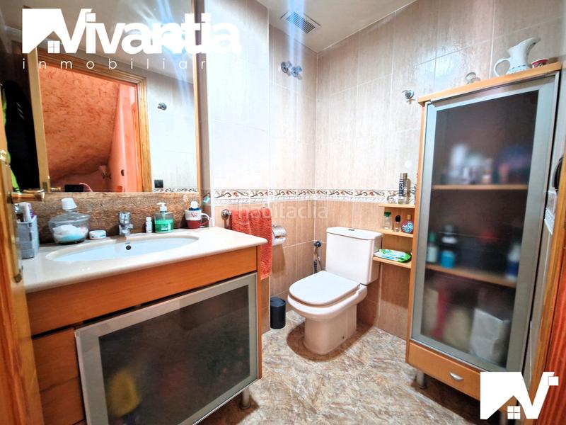 Foto 694bd838-6773-4148-b1da-559a7fe31d46. Dúplex amb calefacció aparcament a San José Lorca