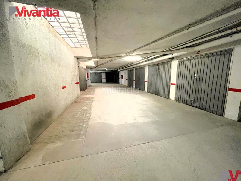 Foto ce3199f2-90b7-4c0b-bb27-83a21889bc7b. Aparcament cotxe a La Viña Lorca