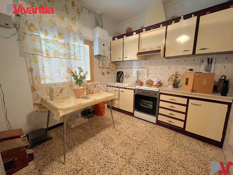 Foto b15fadb0-168f-431a-a87e-799a001e8c73. Casale con camino parcheggio in Purias Lorca