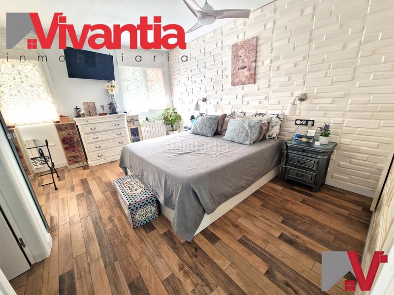 Foto 8c5ab5ed-622f-40da-aa10-8e461bc8e856. Duplex con riscaldamento parcheggio piscina in San José Lorca