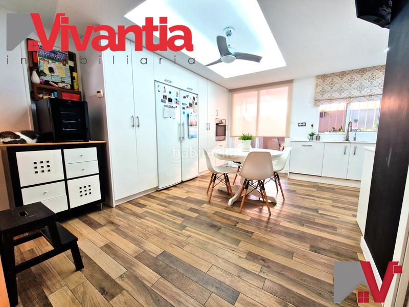 Foto bf0f4d4d-0b40-40f5-af7e-a4c3d7169e95. Duplex con riscaldamento parcheggio piscina in San José Lorca