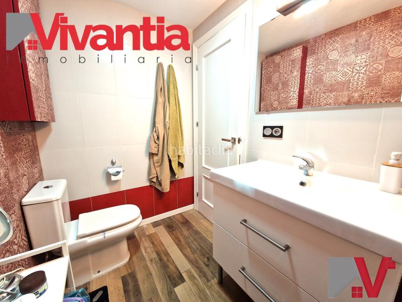 Foto ddbc5294-a1f1-4df2-bc32-1620f4fe5008. Duplex con riscaldamento parcheggio piscina in San José Lorca