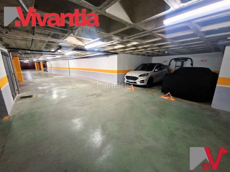 Foto d4a424f4-259d-4fe1-bfd1-5ccb69e20d36. Pis amb xemeneia calefacció aparcament piscina a Águilas