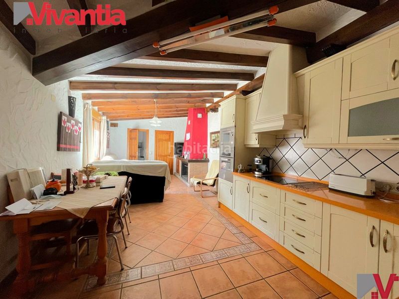 Foto f37c89ab-0b4a-4324-aebe-411a50e7a2a9. Casa adossada amb xemeneia aparcament a Puerto Lumbreras