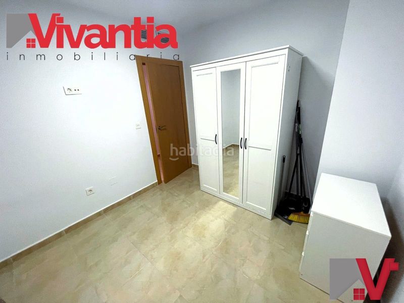Foto 0bc671ec-7d0a-4c94-a913-c32346364f00. Apartament amb calefacció aparcament a San José Lorca