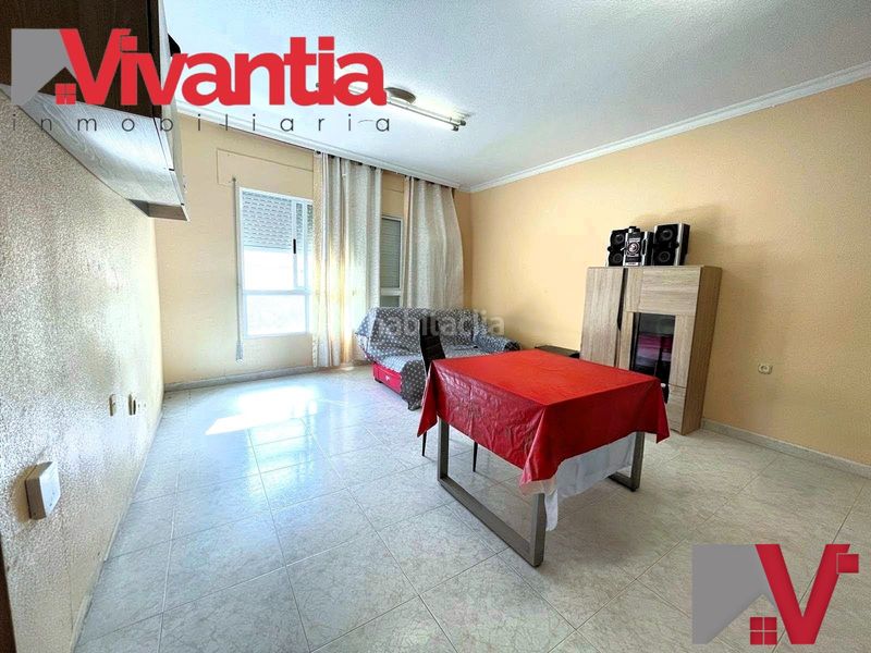 Foto 6c736c4c-4894-45f9-b484-ec20f9cbf7b8. Piso centro en Santiago Lorca