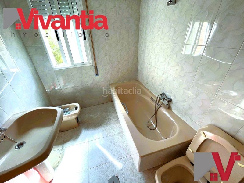 Foto 836ff71f-51c6-496b-8740-59a55c319e3c. Piso centro en Santiago Lorca