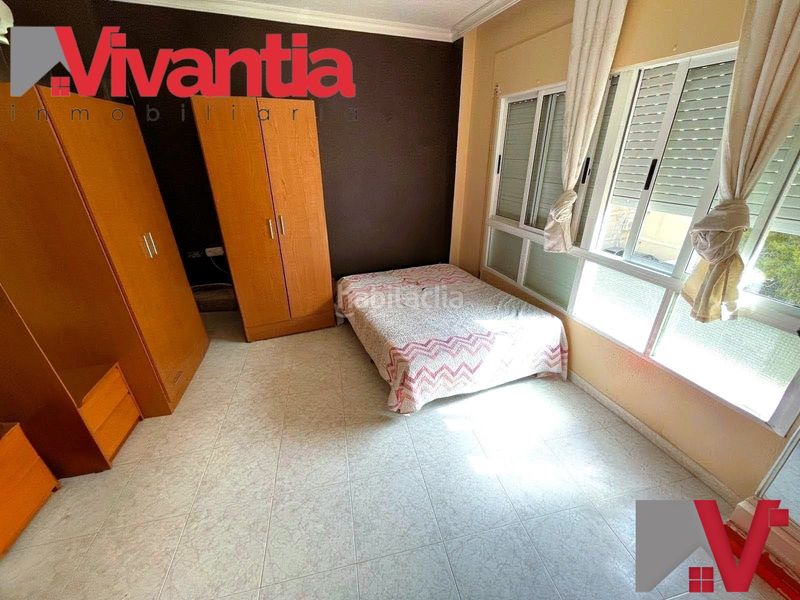 Foto d77c76ca-aa1b-406e-be81-57150f898979. Piso centro en Santiago Lorca