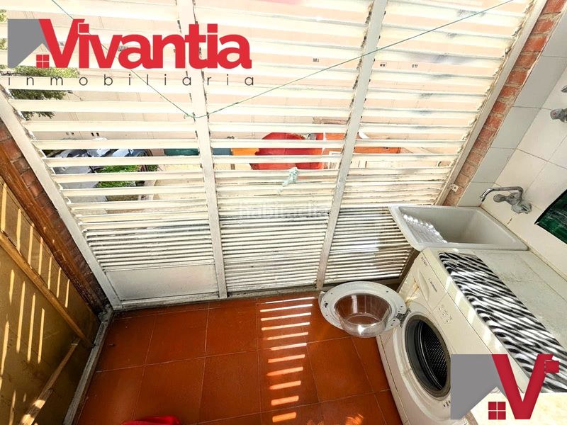 Foto f0446dc9-790a-42d2-bec4-094ef0b46029. Piso centro en Santiago Lorca