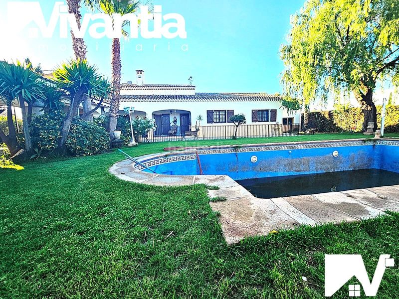 Foto f4effaea-cea8-4330-bdda-b1eb740cb8a4. Xalet amb calefacció aparcament piscina a Campillo Lorca