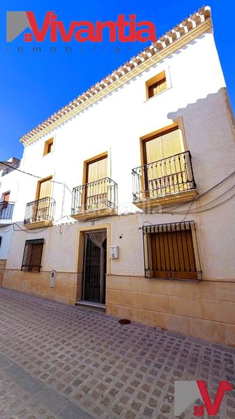 Foto e4b3539f-f323-42ce-9d65-f6c75fcb5e79. Casa adosada en Vélez - Rubio