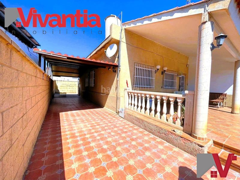 Foto 75832cd9-92d9-41ca-875b-714181e8518c. Casa a schiera con parcheggio in San Juan de los Terreros
