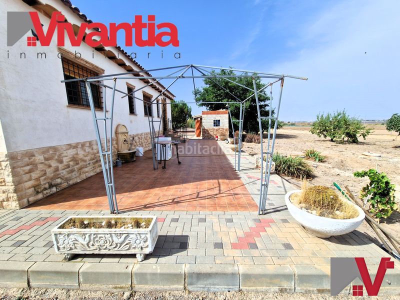 Foto aa8f8d40-89ae-46cb-abb7-06c69f060d98. Chalet con parcheggio in Aguaderas Lorca