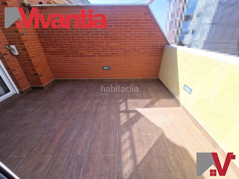 Foto c189d0f5-0682-4944-a916-68bf76fcc3d9. Attico con riscaldamento parcheggio in Sutullena Lorca