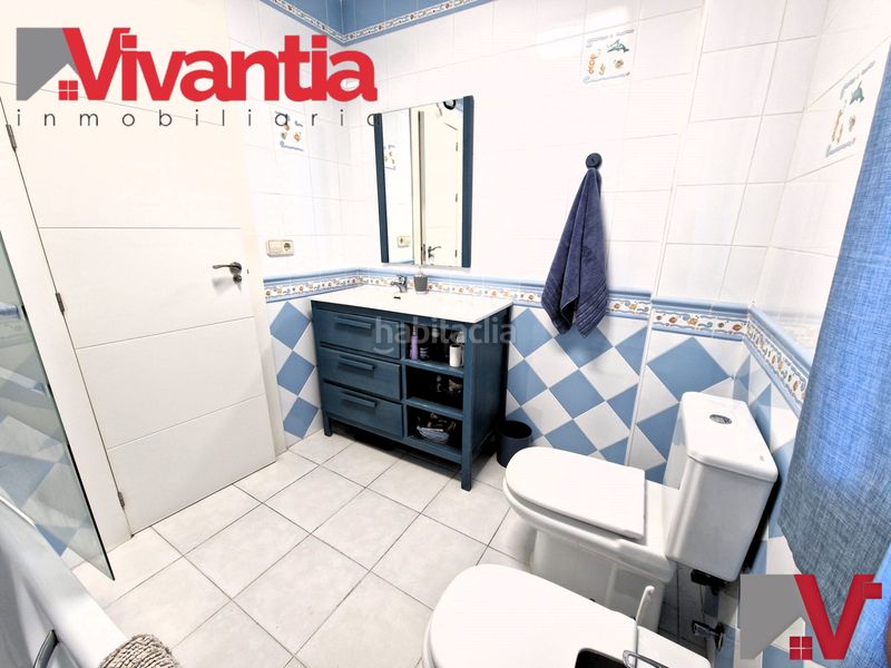 Foto fa4d1378-a751-48e0-9199-9c8dbd6a01cc. Casa adossada amb calefacció aparcament a San José Lorca