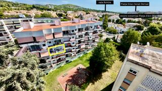 Appartement à Fenals. Piso a 5 minutos caminando del centro y la playa