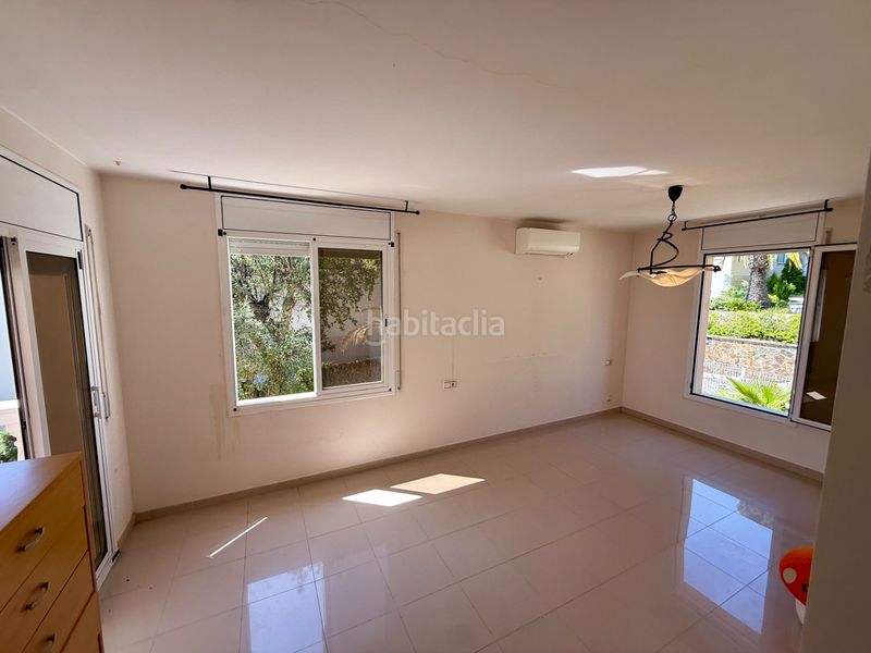 Foto 0a32c984-c137-45e5-8ede-8a74a4d4f20e. Xalet amb xemeneia calefacció aparcament piscina a Platja d´Aro