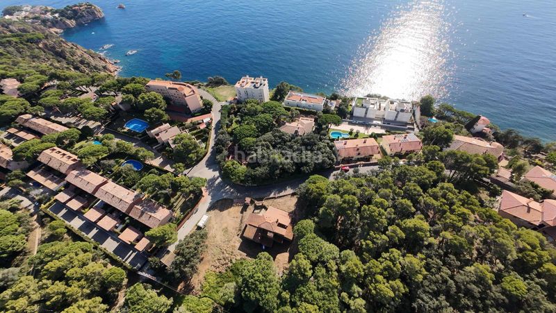 Foto 27fc6e7b-1c9b-41ef-98b1-6e14a95cb103. Chalet *casa para reformar 1000 parcela en sant telm | piscina | zona única en Sant Feliu de Guíxols