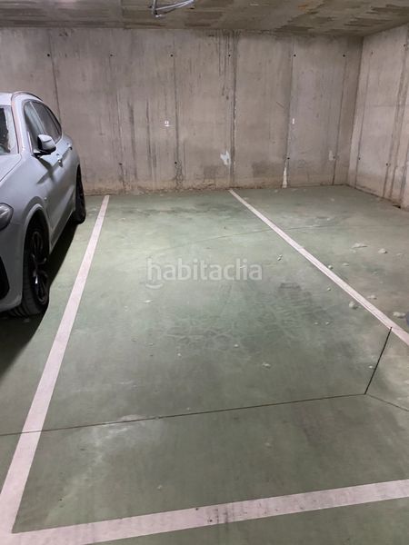 Foto 8141a8d9-98bd-4e70-86a8-01ecc35e7157. Aparcament cotxe a Port d´Aro Platja d´Aro