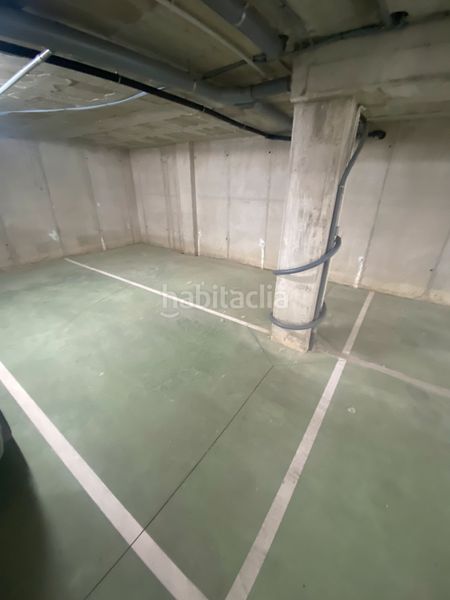 Foto a0e31209-e125-47b1-96c3-d70da380d0e2. Aparcament cotxe a Port d´Aro Platja d´Aro