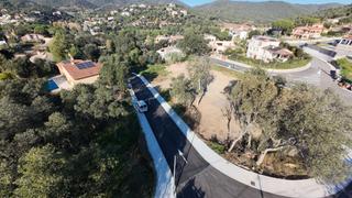 Terreno residencial en Mas Pere-Río de Oro. Parcela urbanizable con todos los servicios  permisos al dia