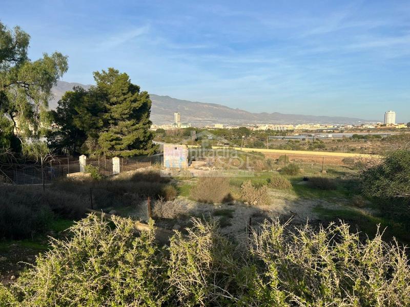 Foto fc1907a3-645c-406a-bc46-4ebe5fa94240. Terreny residencial a carretera de almería 222 a Ejido (El)