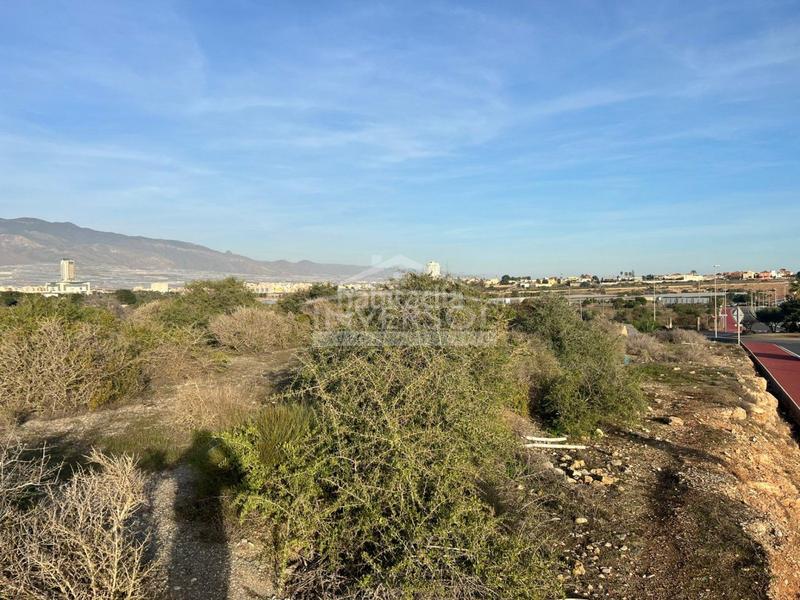 Foto 8088485e-44f8-4ba1-88a6-71056c15bcb7. Terreno residencial en carretera de almería 222 terreno urbanizable en el ejido en Ejido (El)