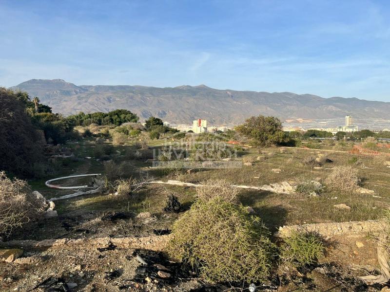 Foto e7d76c91-1c58-4ae5-9d78-5e83b1f46795. Terreno residencial en carretera de almería 222 terreno urbanizable en el ejido en Ejido (El)