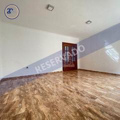Etagenwohnung en Calle princesa sofa 36. Amplia vivienda en balerma