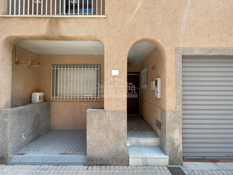 Foto b08326c2-a18c-46ba-814c-7d23f4aae865. Casa adossada a calle homero 0 a Santo Domingo Ejido (El)