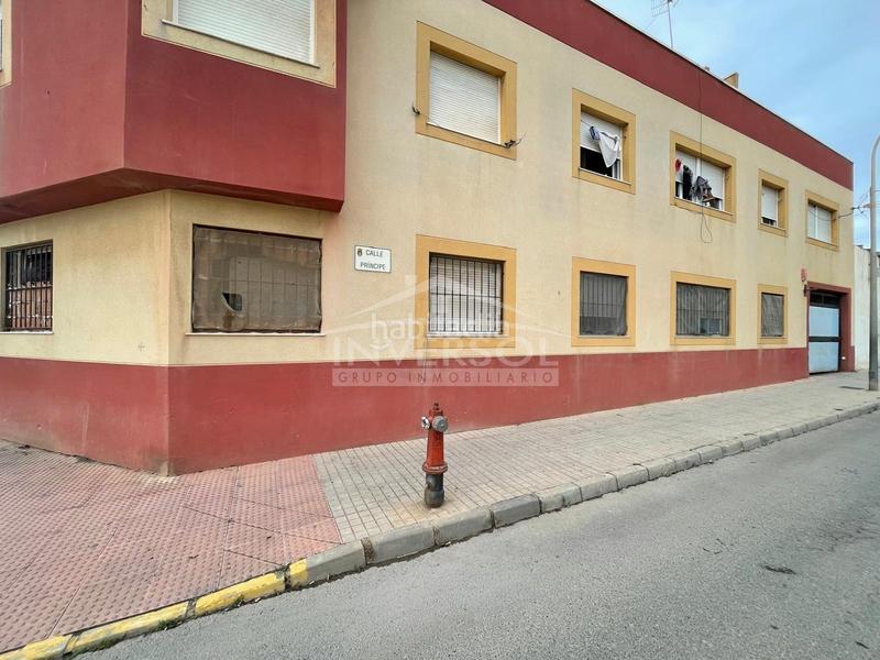 Foto 11171b7d-999e-4ab6-a6ea-e82d9c5d6b37. Aparcament cotxe a calle príncipe 3 a Las Norias Ejido (El)