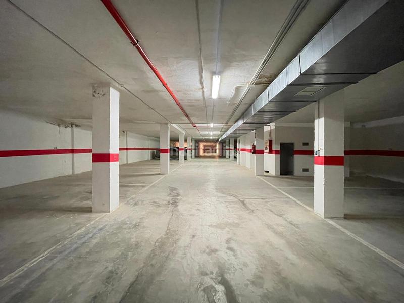 Foto 4e0dc3a2-16ec-44e9-a4bf-0252a481de1c. Miete autoparkplatz in calle del pozo luque 1 in Balerma Ejido (El)