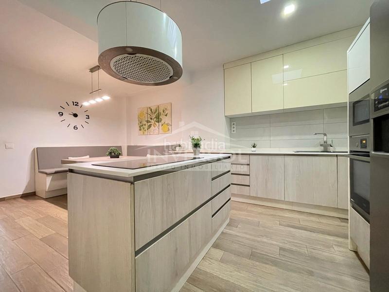 Foto c0950b22-91d3-4b39-ab03-d4da4b1495ee. Casa adossada a calle almohara 33 a Ejido Sur Ejido (El)