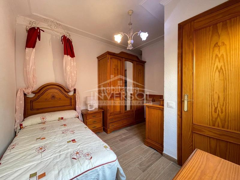 Foto ca0294b5-48d5-4233-87f1-fdf1cff557f8. Casa adossada a calle almohara 33 a Ejido Sur Ejido (El)