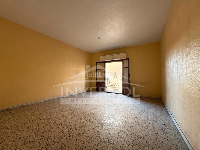 Foto 99aaac9e-2a4f-4c31-b699-80f118c28614. Piso en calle faura 77 piso amplio en Berja