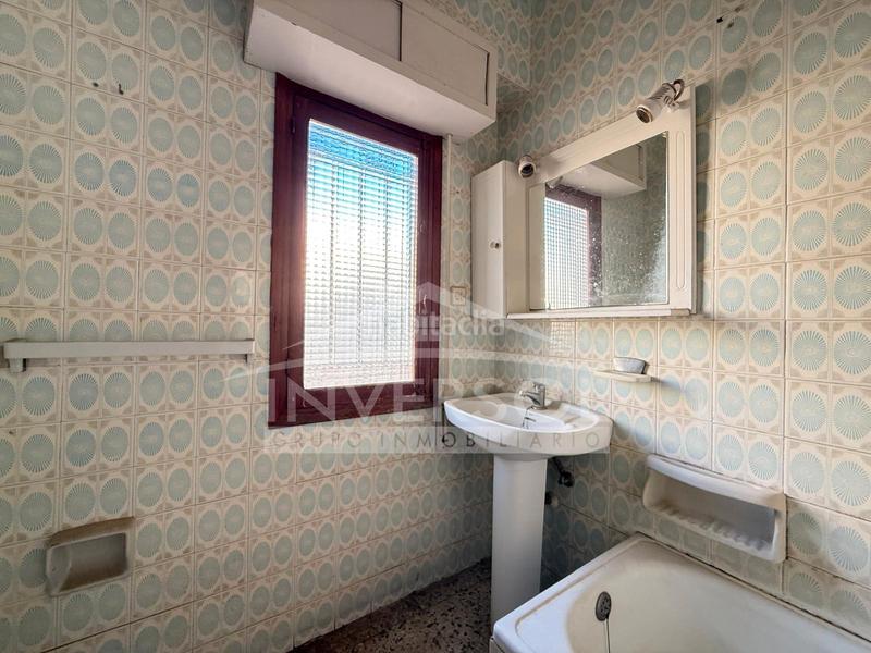 Foto f0fb1445-4df1-4477-ad29-a288e0378c0a. Piso en calle faura 77 piso amplio en Berja