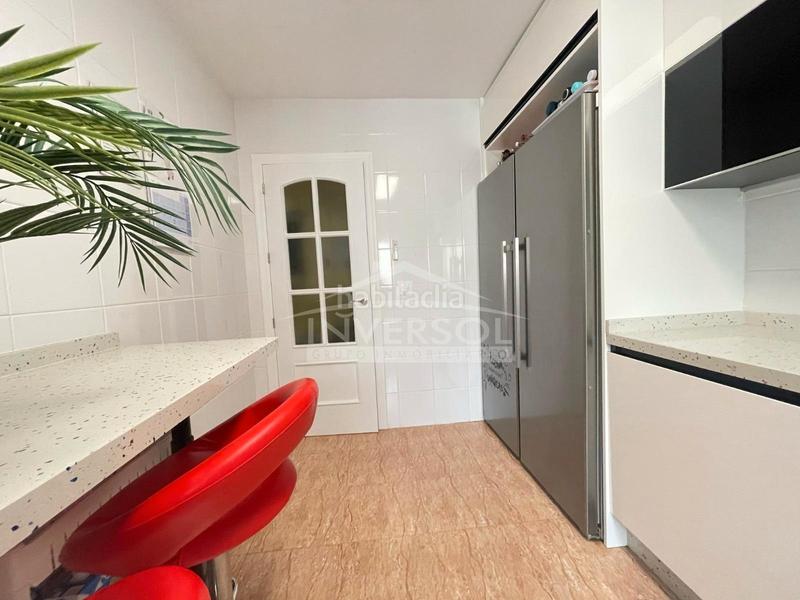 Foto 53207379-0f96-45b0-bece-6c55de64ae96. Piso en calle a glaucio 15 vivienda en alta entinas en Ejido (El)