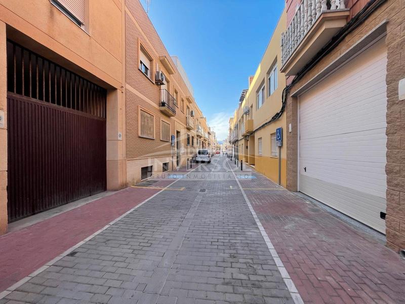 Foto 9119cbaa-2097-4e35-b7ec-49f233b0e40c. Aparcament cotxe a calle del mar 64 a Balerma Ejido (El)