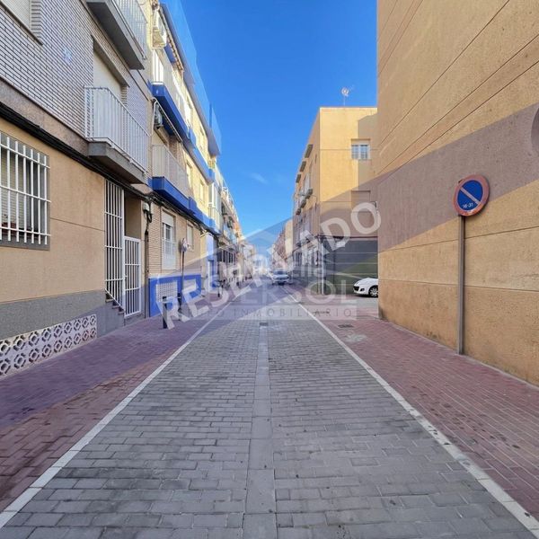 Foto 9e4b883e-4e2e-4cbc-bb01-5853a67ec808. Aparcament cotxe a calle del mar 64 a Balerma Ejido (El)