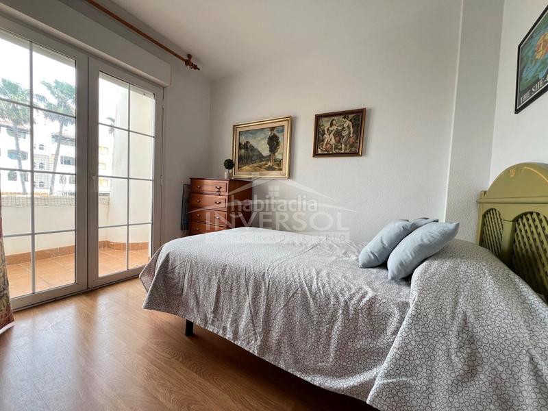 Foto 13be4087-e7e5-44e4-a65e-4c3adef24e71. Casa a schiera con riscaldamento parcheggio piscina in Ejido (El)