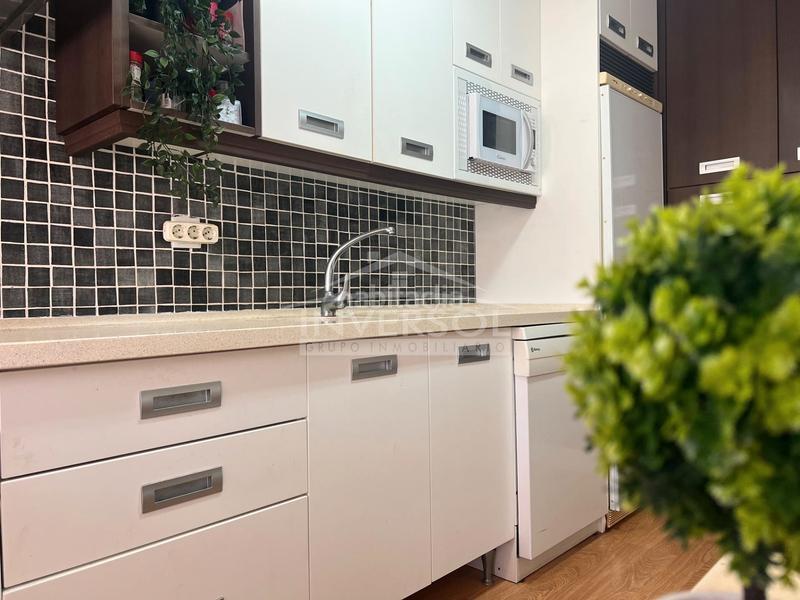 Foto 417f5f09-57fa-441e-b7b3-dc1152d3af4a. Casa a schiera con riscaldamento parcheggio piscina in Ejido (El)