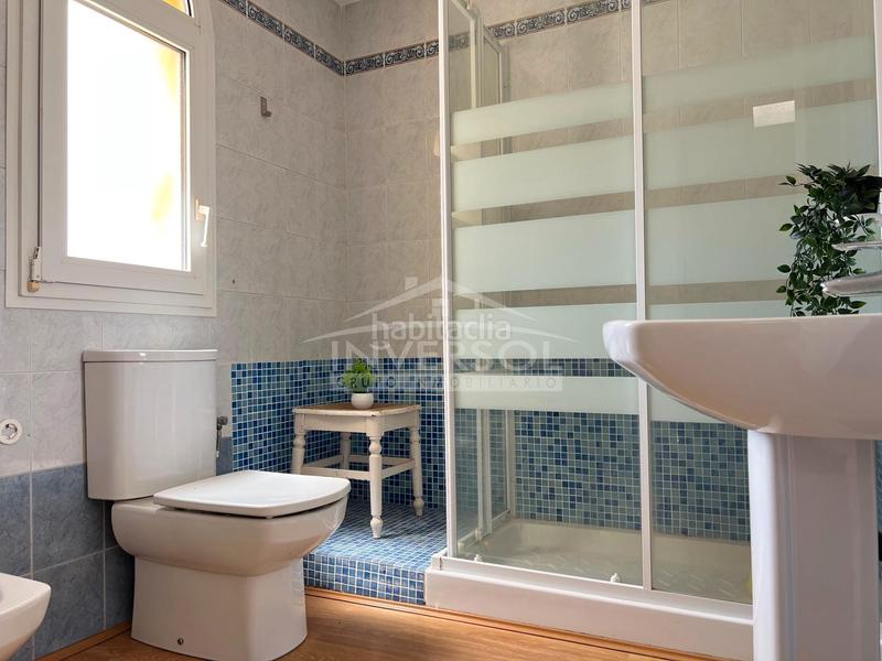 Foto 6e3596ab-4c45-4a4b-963a-59c6790aae03. Casa a schiera con riscaldamento parcheggio piscina in Ejido (El)