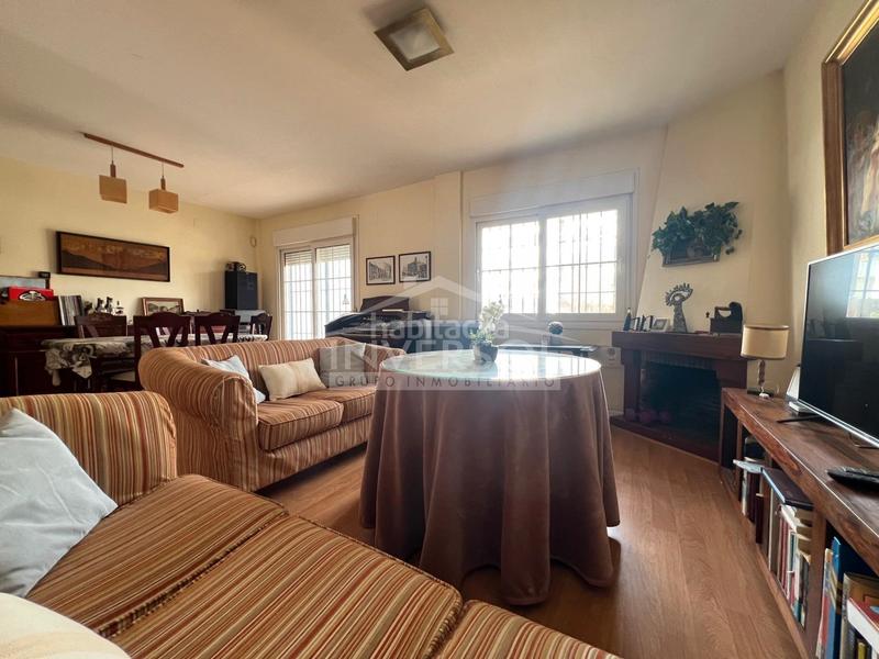 Foto ee7815f8-fcc6-4803-af89-d8c9dc305759. Casa a schiera con riscaldamento parcheggio piscina in Ejido (El)