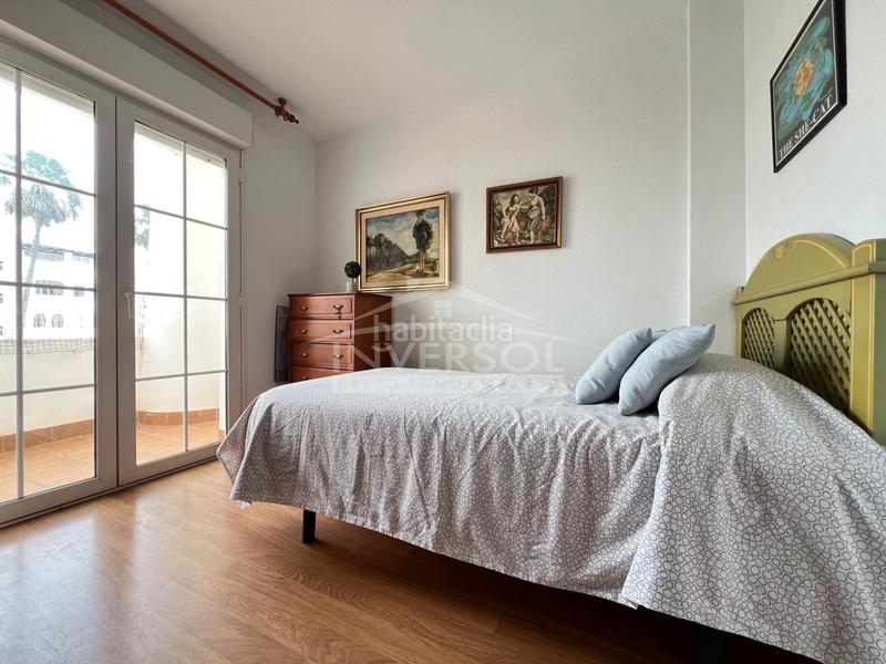 Foto f9c83c4b-2d18-4034-ad7a-9e52eebf776d. Casa a schiera con riscaldamento parcheggio piscina in Ejido (El)