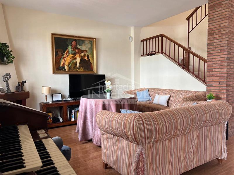 Foto fd8bd2a7-cc3a-4975-a170-b1ec2f59ab8e. Casa a schiera con riscaldamento parcheggio piscina in Ejido (El)