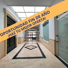 Local commercial à Calle faura 16. Venta de amplio local