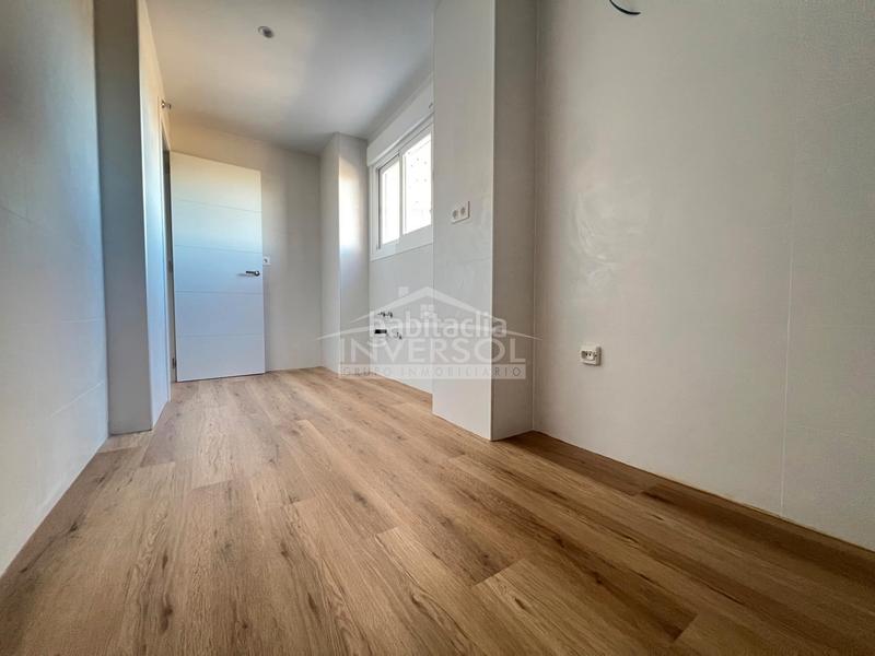 Foto f5dd829a-f209-4299-9f56-ace63d883015. Ático en calle salazón 2 ático en primera línea de playa en Ejido (El)