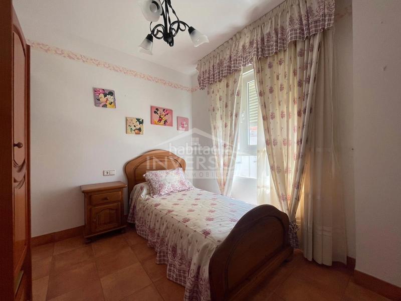 Foto 5bcf2121-340e-45ae-aaf5-d76be6e79b13. Piso  en venta en calle real en Balerma Ejido (El)
