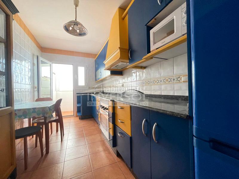 Foto cf3c0c3c-9da8-4552-813f-ce10d24a8e96. Piso  en venta en calle real en Balerma Ejido (El)