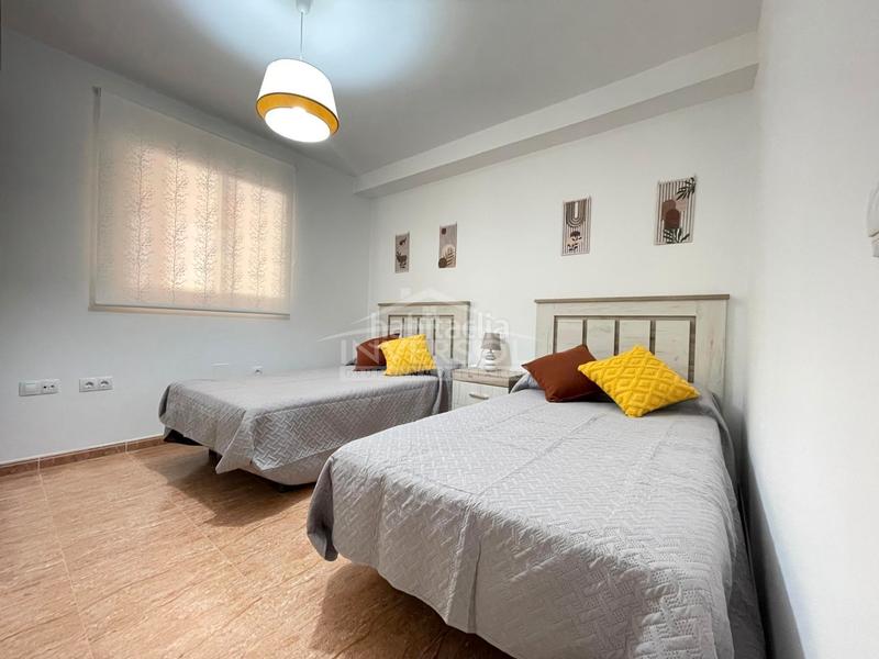 Foto 6bed17ba-0589-4293-ae60-6903cadcb104. Planta baixa a calle a glaucio 13 a Almerimar Ejido (El)